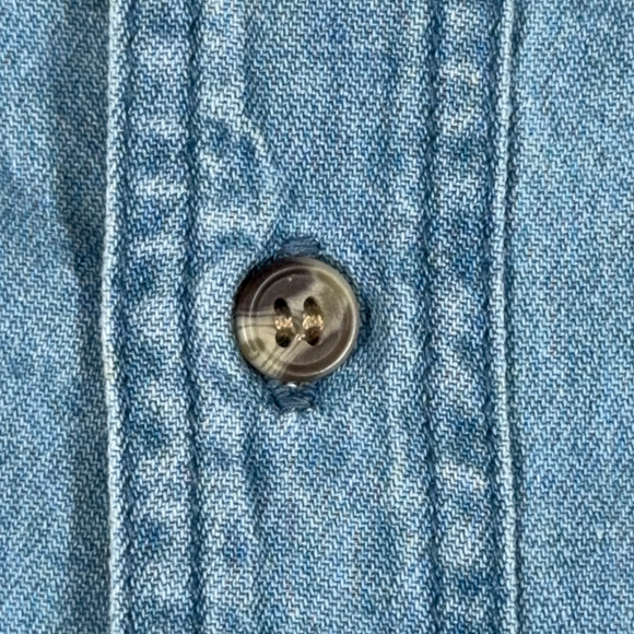 Vintage Lighthouses Shirt Adult MEDIUM Blue Chambray Jean Great Coastal 90s - Picture 6 of 11